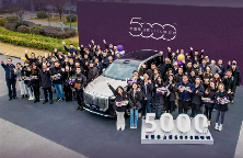 26天交付破5000台！这款六座旗舰SUV凭啥爆单？