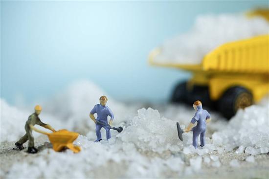 全球车企“去稀土化” 中国电动车面临挑战？