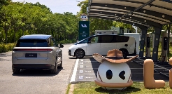 充电桩数量榜：蔚来稳坐榜首，小鹏理想紧追，特斯拉掉队？